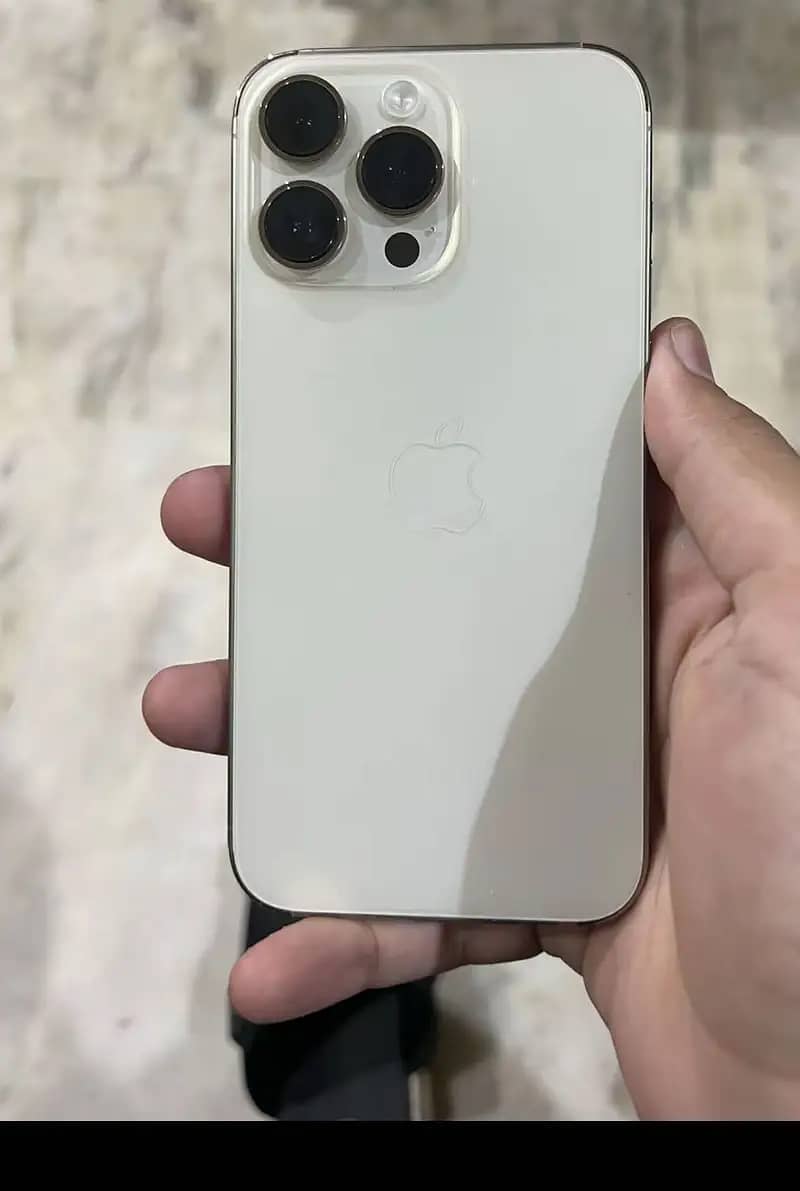 Apple iPhone 14 Pro Max 2