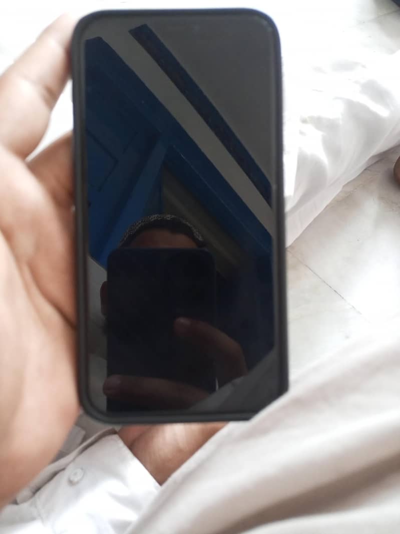 Apple iPhone 11 1