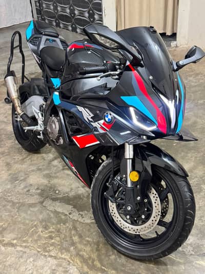 Bmw s1000rr m package fully modefied 0 meter condition