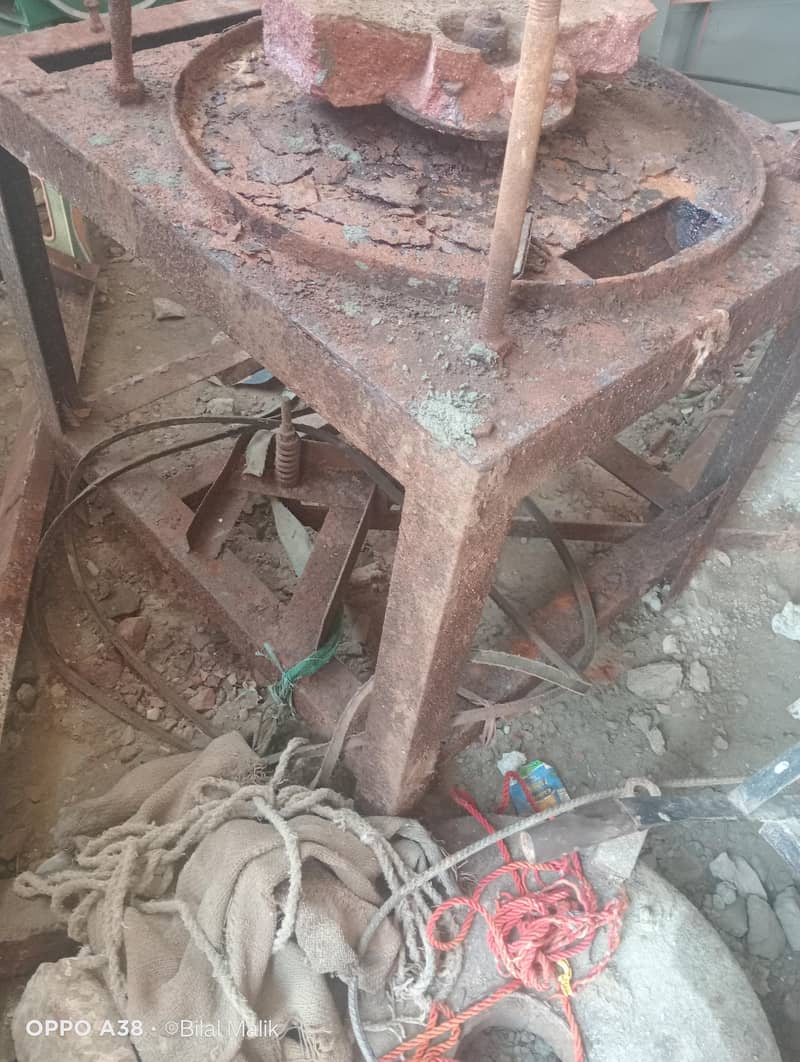 آٹا چکّی سامان 4