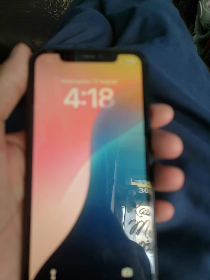 Apple iPhone 11 0