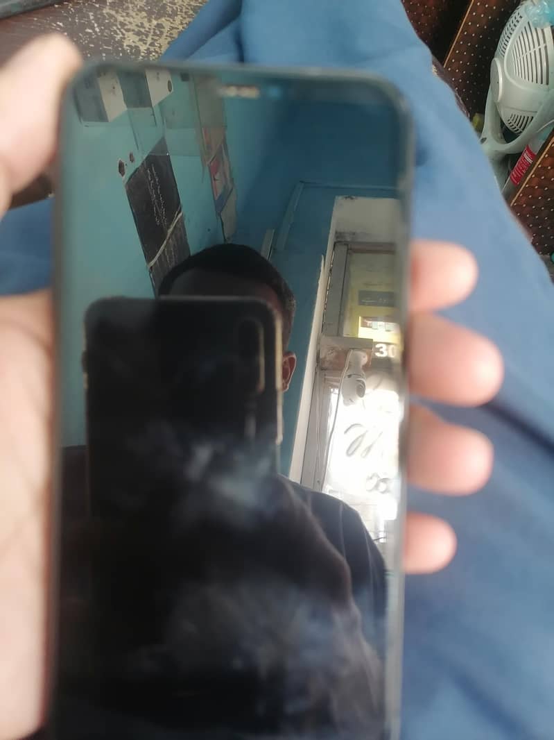 Apple iPhone 11 2