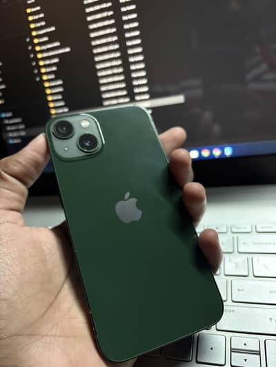 Apple iPhone 13