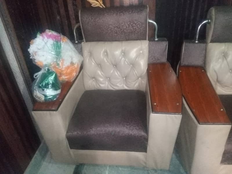 Sofas set for sale 2