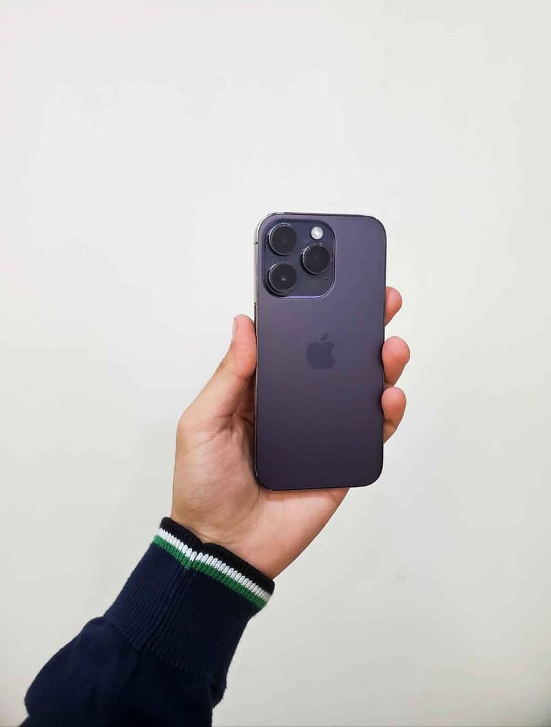 Apple iPhone 14 Pro 1