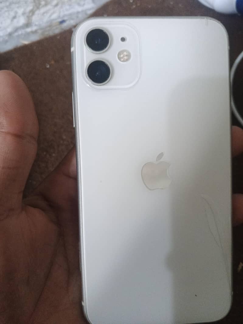 Apple iPhone 11 0