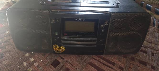 Sony cassette player+Radio+ CD player