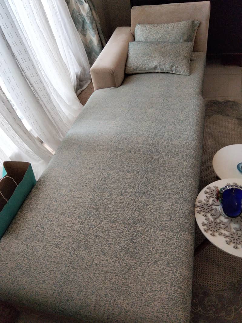 Chaise lounge 2