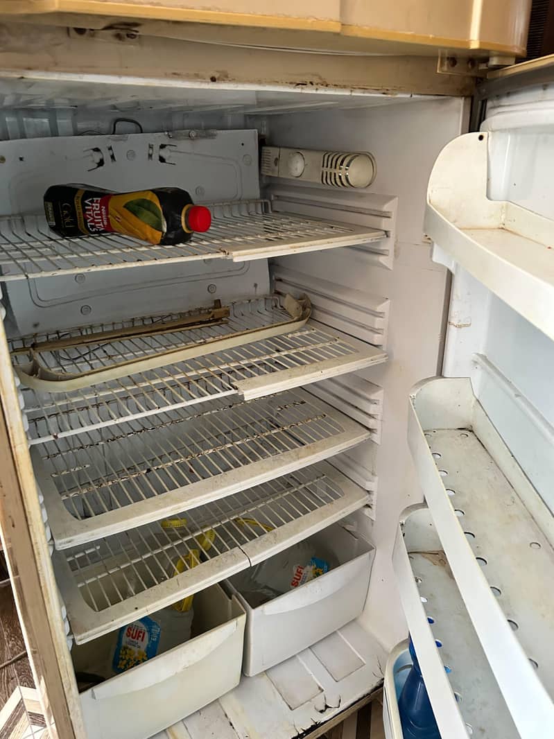 fridge old 3
