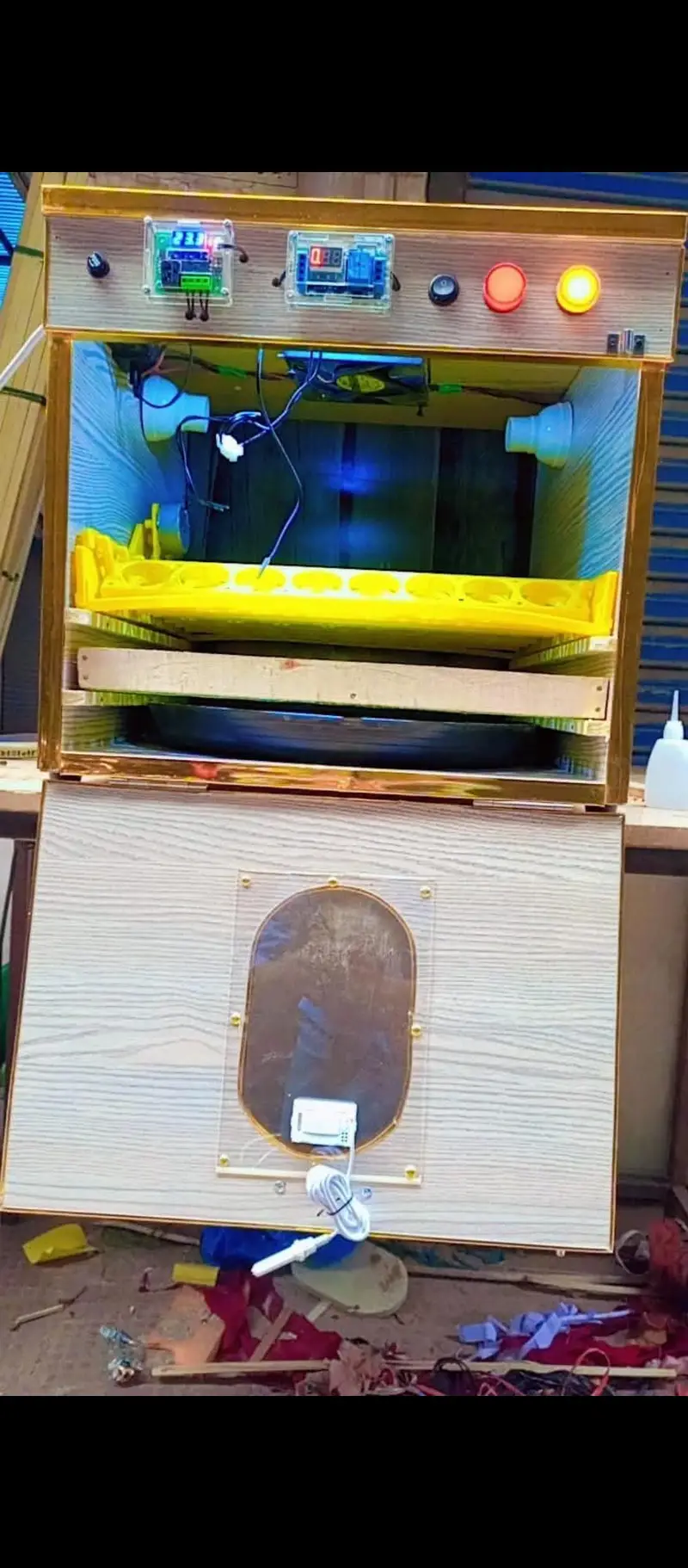 incubator — photo 2