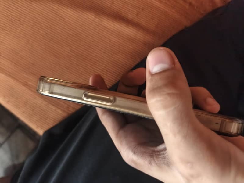 Apple iPhone 13 mini 2