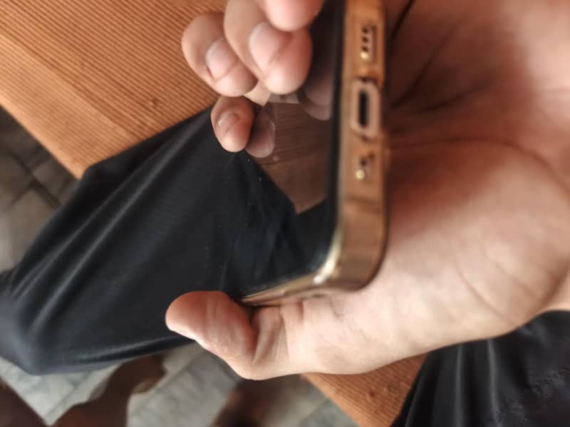 Apple iPhone 13 mini 3