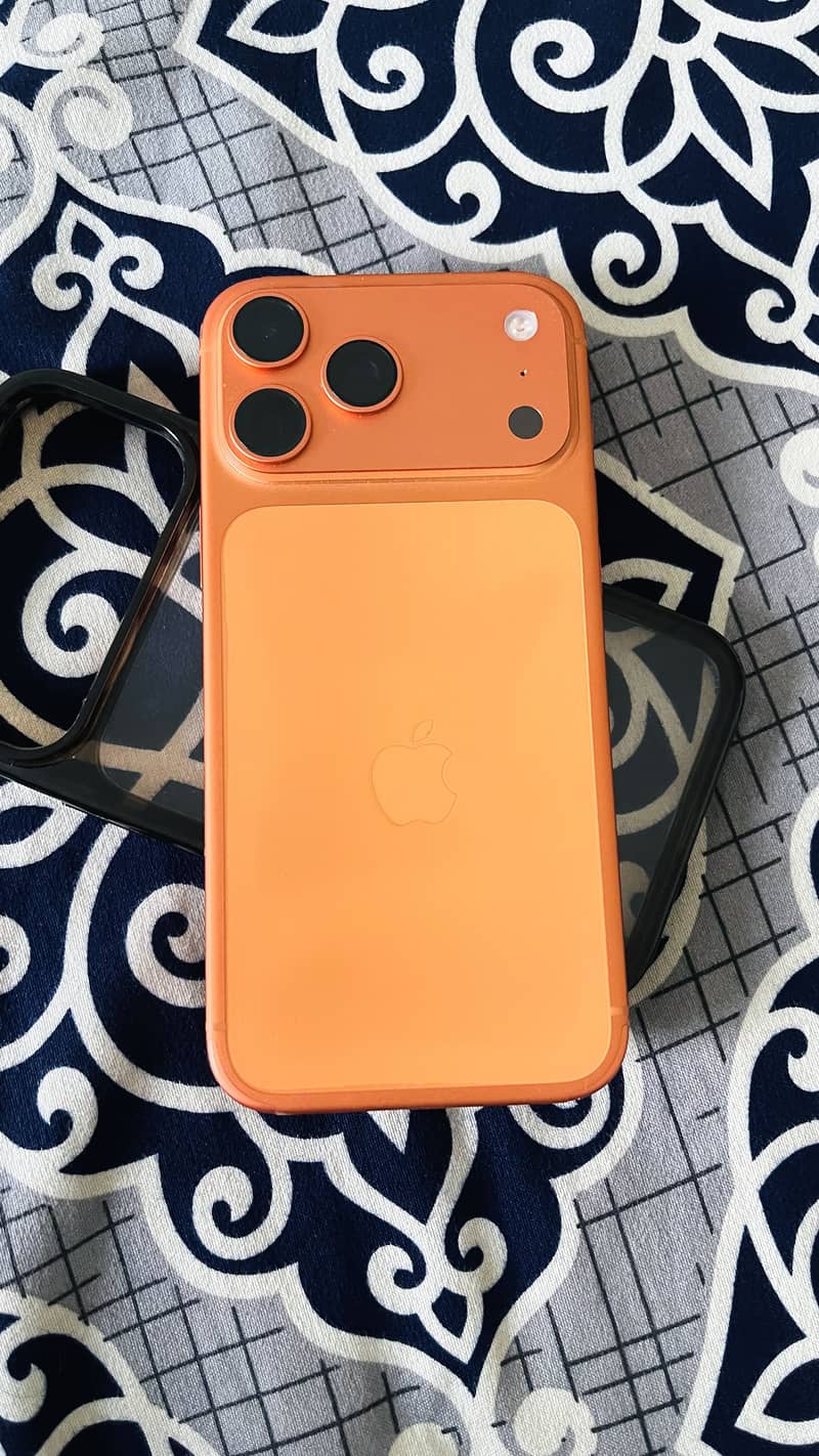 Apple iPhone 17 Pro Max 0