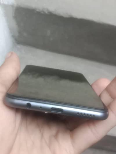 Vivo V21e