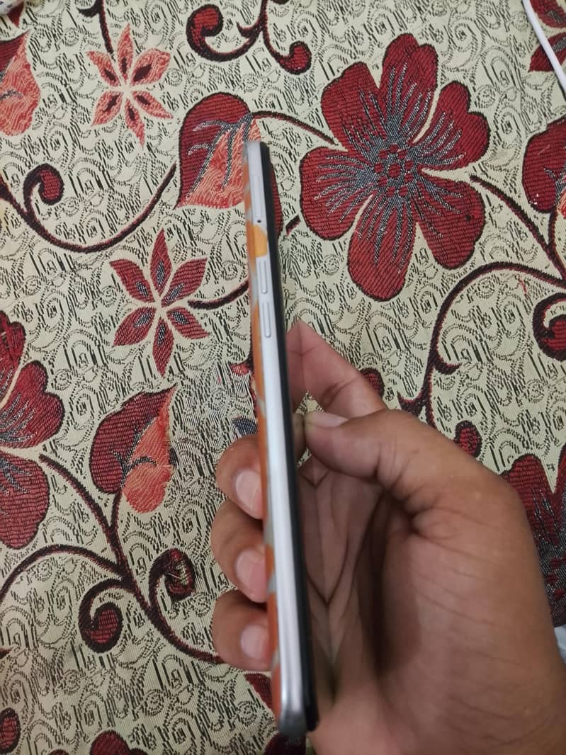 OPPO A16 1