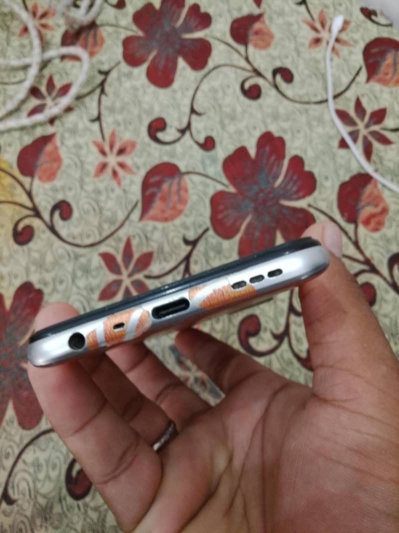 OPPO A16 3