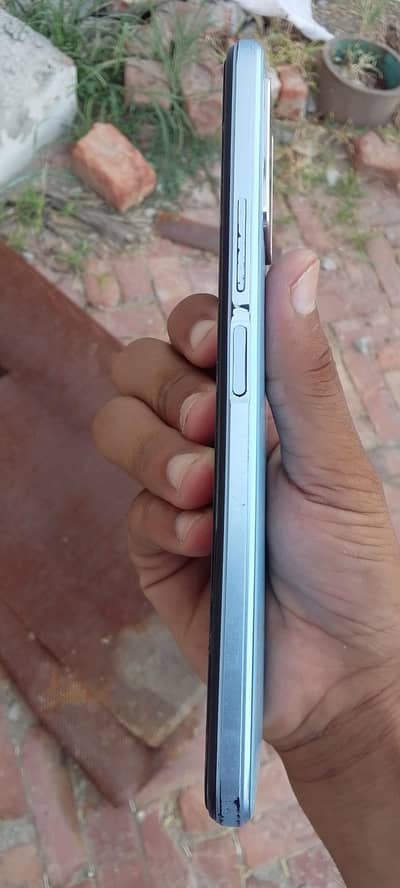 Vivo Y33s