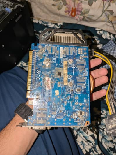 Nvidia graphics card 750 ti 2gb in mint condition