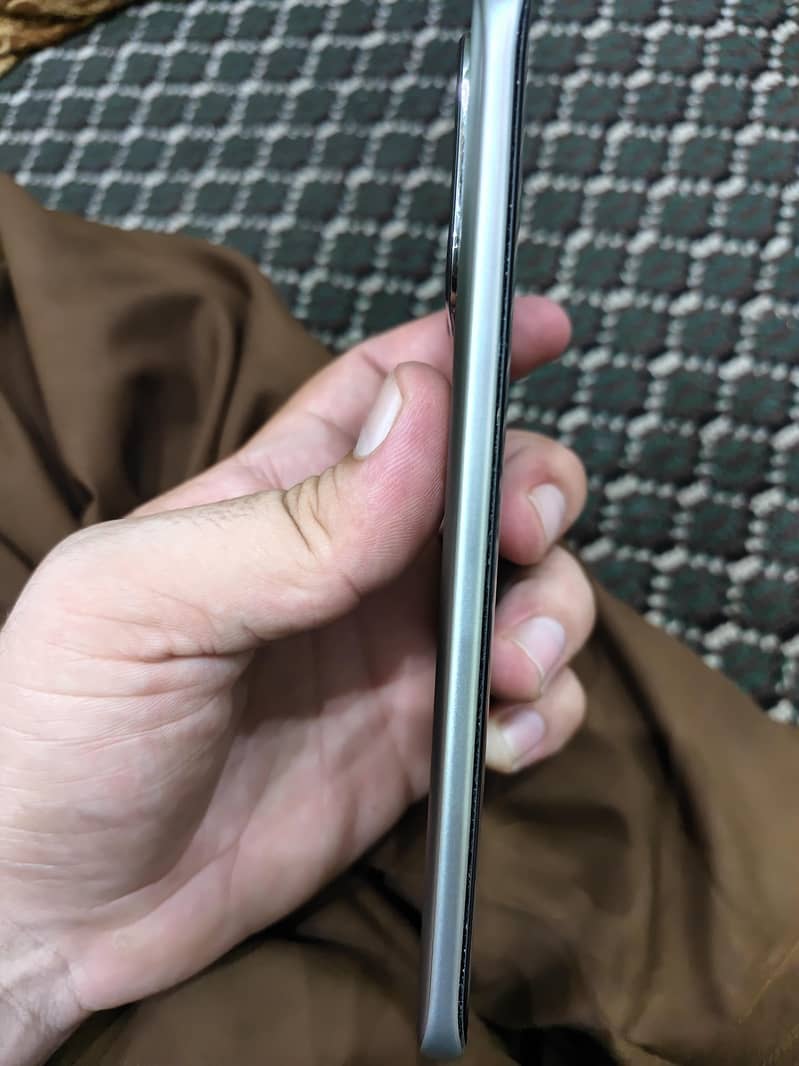 Infinix Note Edge 4
