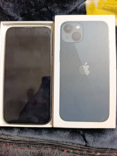 Apple iPhone 13