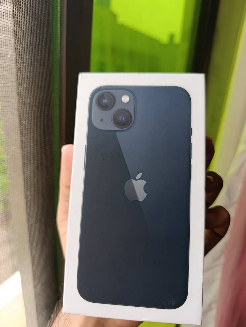 Apple iPhone 13 3