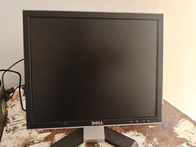 DELL PC FOR SALE VERY GOOD CONDITION . I NEED TO SALE IT URGENTLY