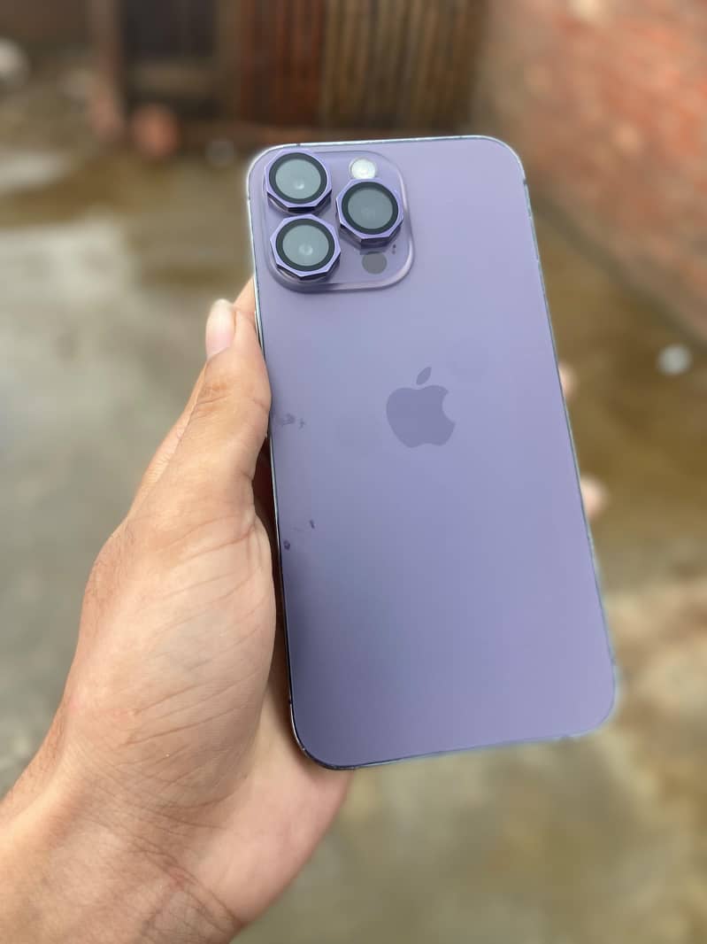 Apple iPhone 14 Pro Max 4