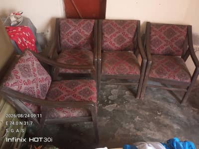 1 counter and 4 chairs 