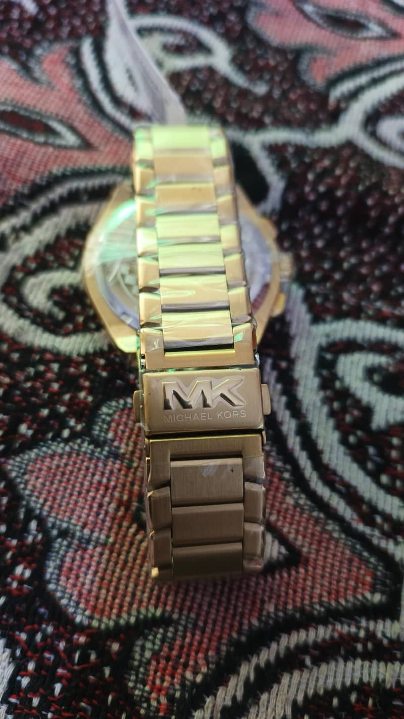 watch 1