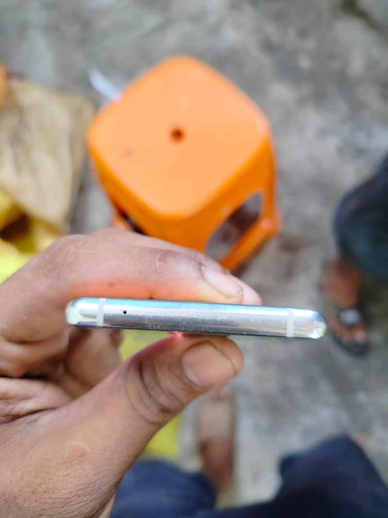 One Plus 8 5