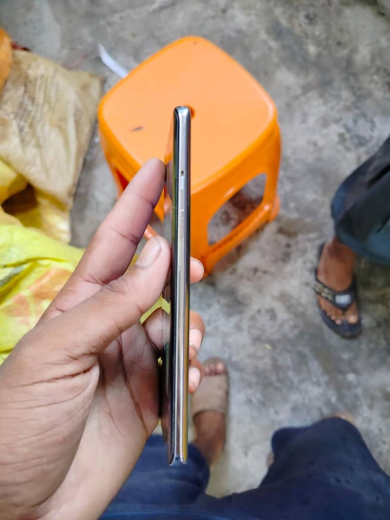 One Plus 8 6