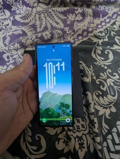 Samsung Z Fold 6