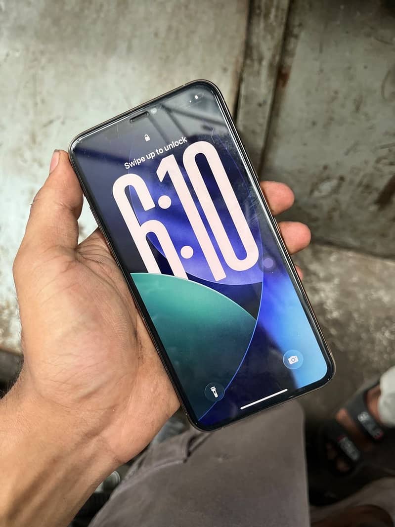 Apple iPhone 11 Pro Max 5
