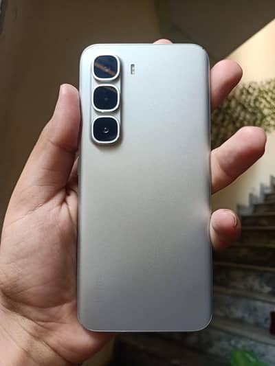 Infinix HOT 60 PRO PLUS