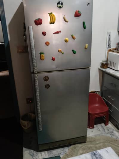 Full Size Refrigerator pel kainat colony Rawalpindi chakri road