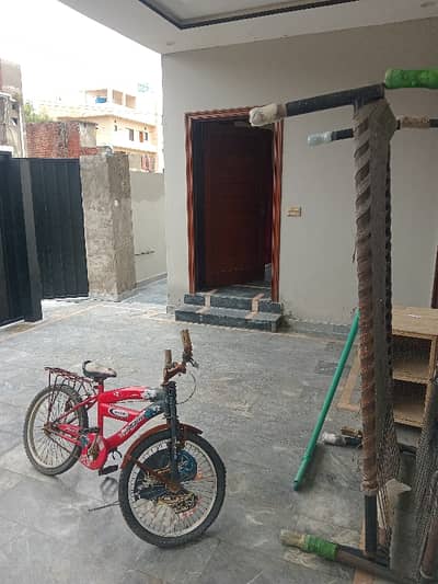 10 Marla Ground Flor low budget is avaliable for rent in LDA Avenue-1 Lahore.