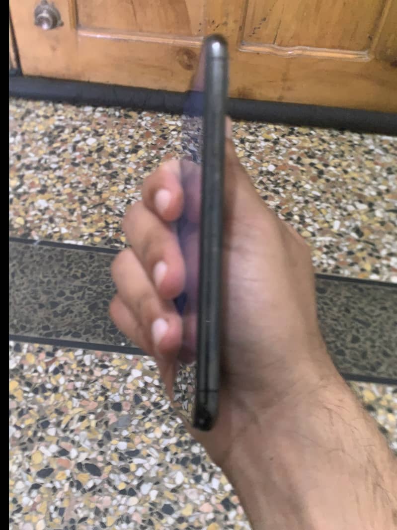 Apple iPhone X 2