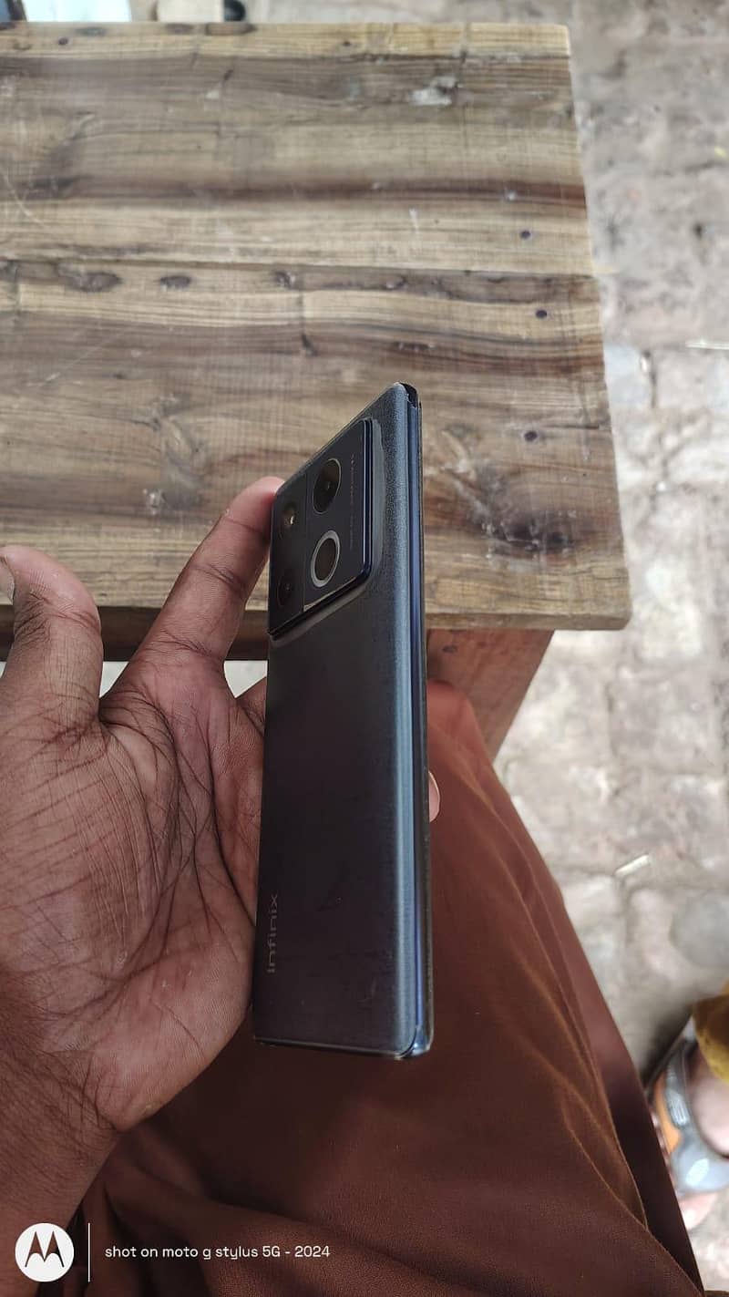 Infinix Note 40 Pro 3