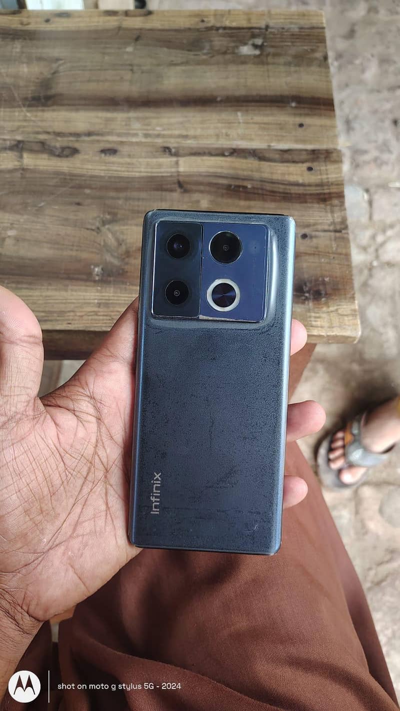 Infinix Note 40 Pro 5