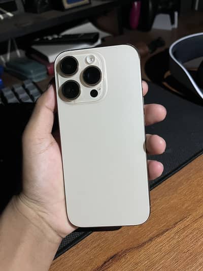Apple iPhone 16 Pro