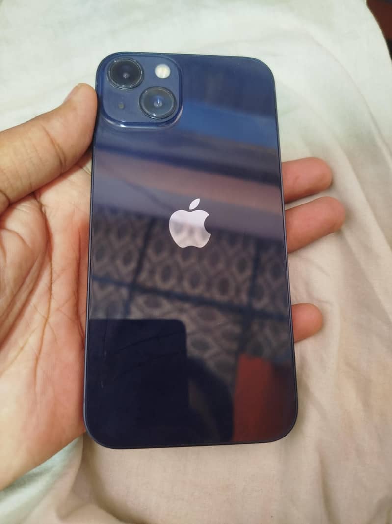 Apple iPhone 13 5