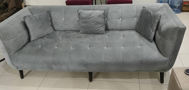5-Seater Sofa Set – Excellent Condition