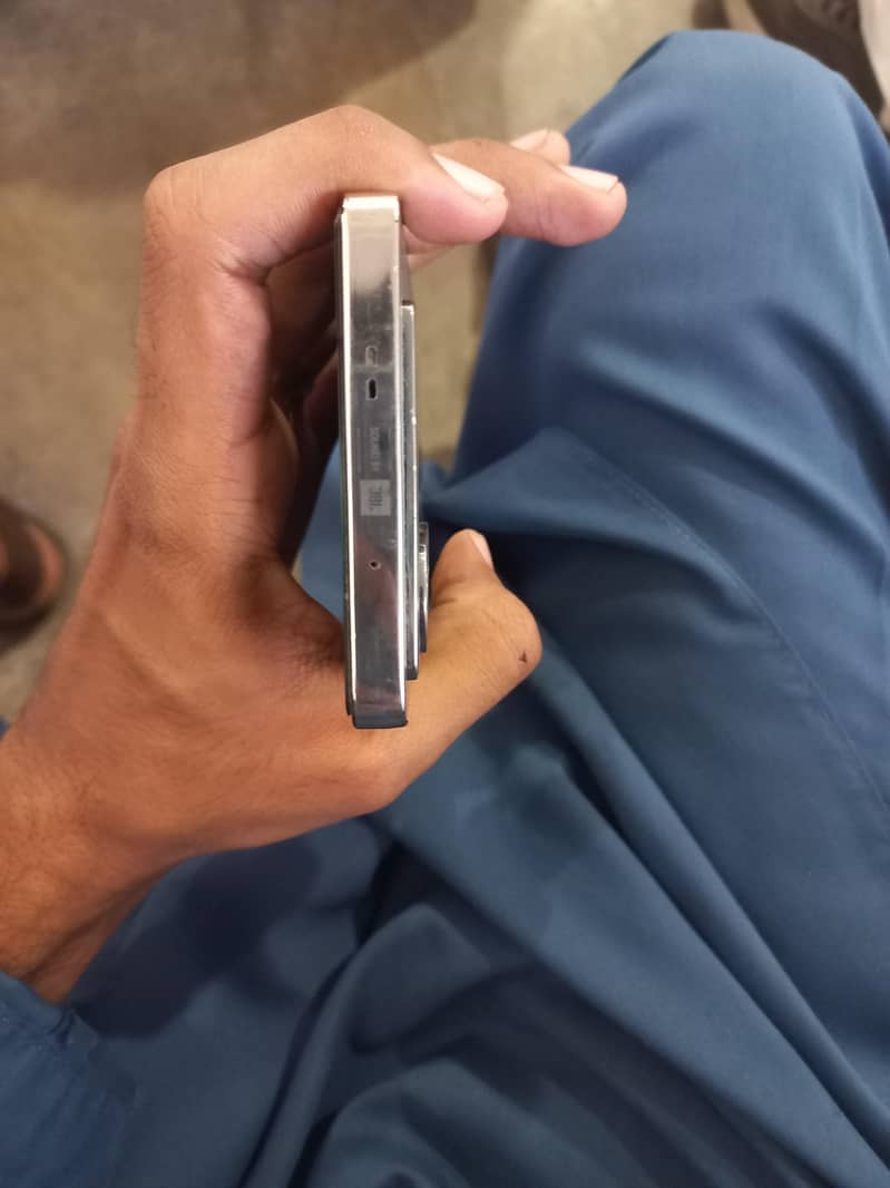 Infinix Note 40 3