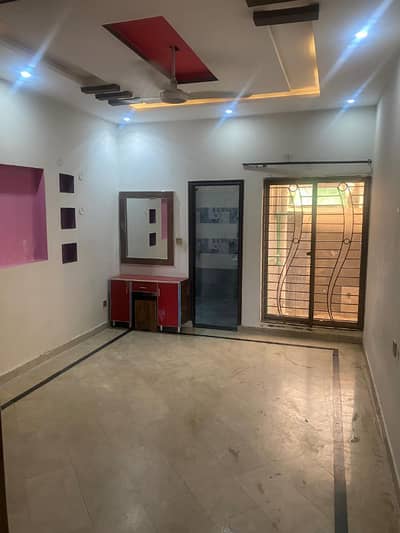 2 bedroom apartment available for rent
