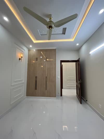 7 marla brand new luxury and elegant design ground floor for rent with all basic needs at reasonable demand