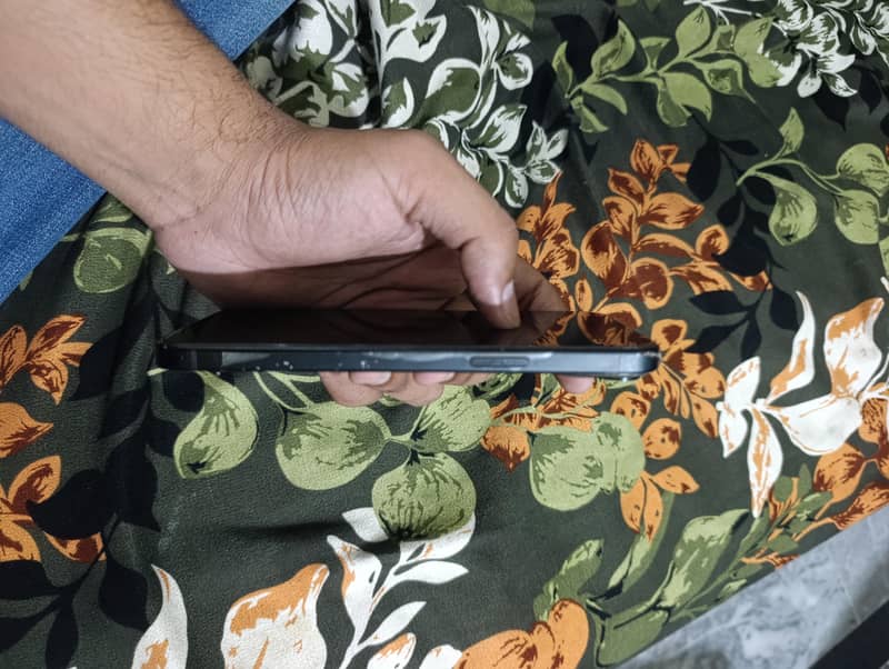 Apple iPhone 15 plus 1