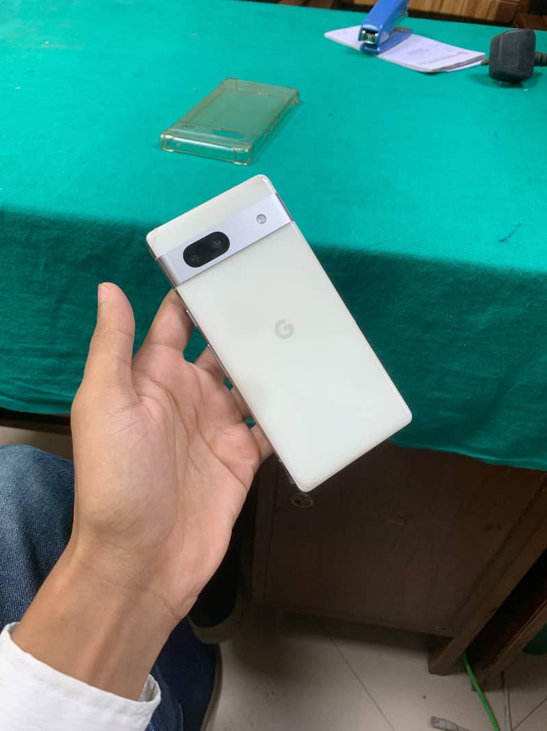 Google Pixel 7a 0