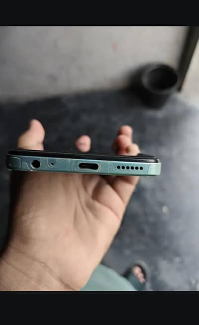 Infinix smart 8 all ok hai koi masal ni ha exchange possible