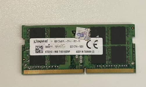8 GB RAM DDR4 LAPTOP