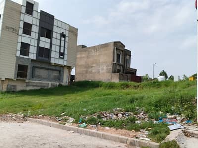 Fair-Priced 15 Marla Commercial Plot Available In Bahria Town Phase 8 - Abu Bakar Block